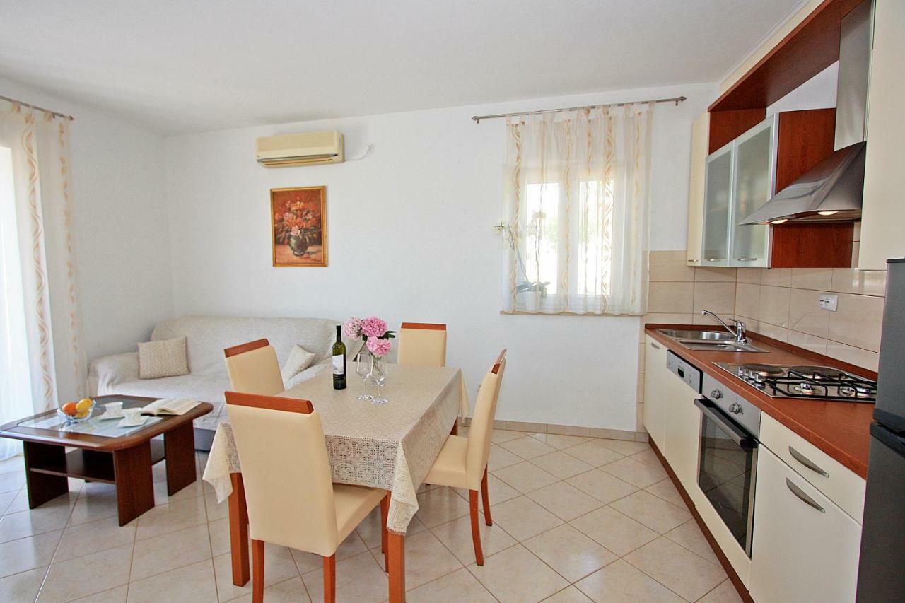 Apartment Igor Супетар Экстерьер фото